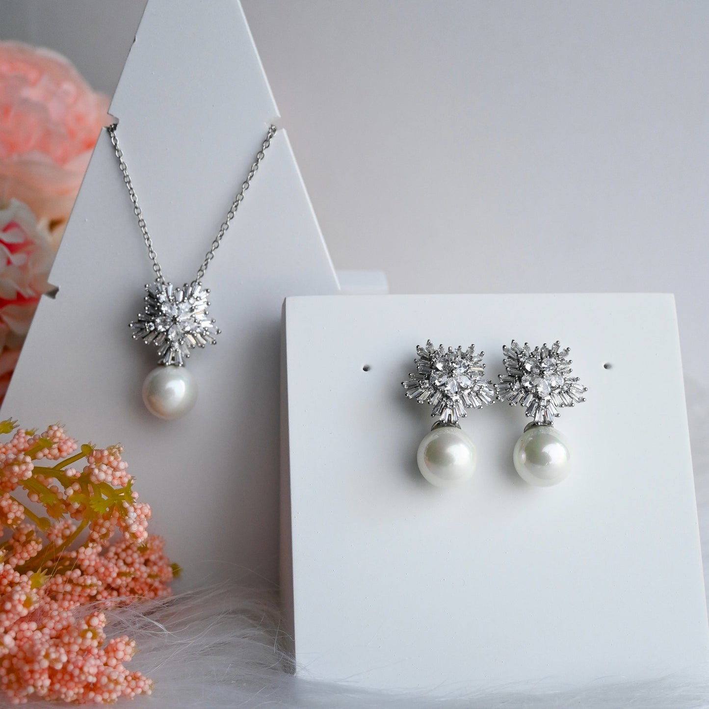 Sparkling Snowflakes Zirconia Necklace Set Forever Luxe