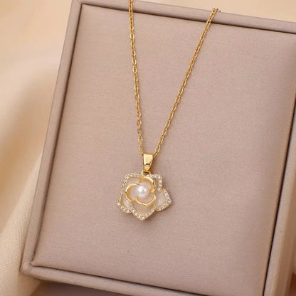 Pearl Kissed Bloom Pendant Necklace - Forever Luxe